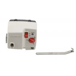 Lochinvar & A.O. Smith 100327116 3/4" Natural Gas Valve 2.7"WC 24V