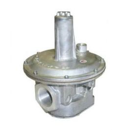Maxitrol 210E-2 2" Gas Pressure Regulator 10 PSI Max 3-8" WC Spring Range