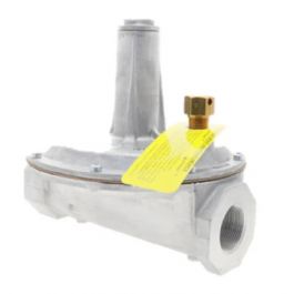 Maxitrol 325-9-1 1/2-12A49 1/2" Inlet Pressures Regulator W/Limitor 5 PSI 4-12" WC