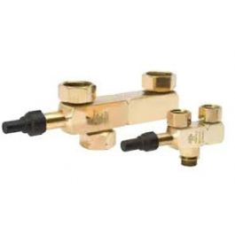 Mueller Industries A17922 Changeover Manifold Valve NPTFE X NPTFI
