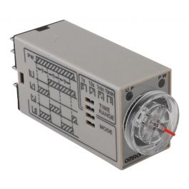 Omron H3YN-2-AC200-230 DPDT 8-Pin Timer 200-230 VAC