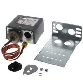 Johnson Controls P70AB-2C Pressure Control SPST Adjustable Differential 70-50 PSI