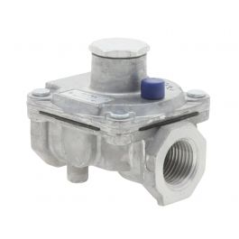 Maxitrol RV47CL-1/2 Poppet Gas Regulator W/Limiter 1/2" 4" WC-NG / 10" WC-LP