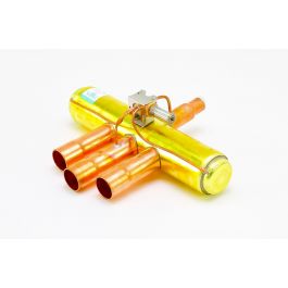 Sanhua International SHF-35B-47-04 4-Way Reversing Valve 1/2" Tube, ESC 7/8"