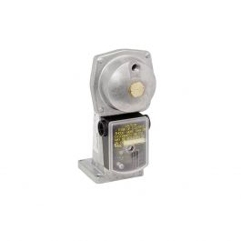 Siemens Combustion SKP25.411U1 High Pressure Gas Valve Actuator W/Regulator & Proof of Closure 20 PSI Max 120V